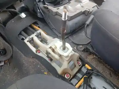 Second-hand car spare part gear lever for hyundai getz (tb) 1.1 oem iam references 437401c000