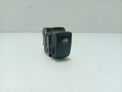 Автозапчастина б/у ПЕРЕДНІЙ ПРАВИЙ ВІКОННИЙ Вимикач для HYUNDAI GETZ (TB)  Посилання на OEM IAM 935801C000  