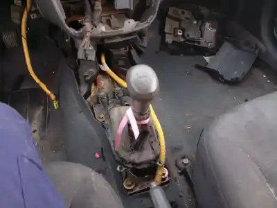 Автозапчасти б/у РЫЧАГ ПЕРЕКЛЮЧЕНИЯ ПЕРЕДАЧ за HYUNDAI ACCENT II (LC)  ссылки OEM IAM 4372025210  4373025200