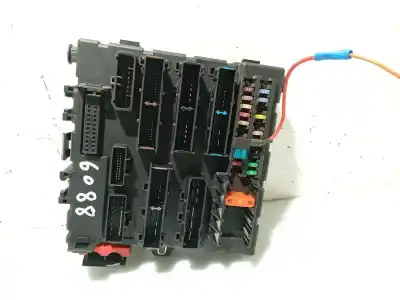 Second-hand car spare part fuse box unit for opel vectra c (z02) 1.9 cdti (f69) oem iam references 13189925 519047500 00121852