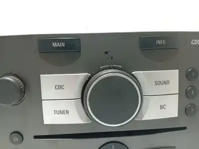 Second-hand car spare part audio system / radio cd for opel vectra c (z02) 1.9 cdti (f69) oem iam references 13113151 7643118310 13113151af