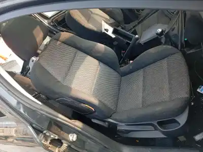 Second-hand car spare part right front seat for peugeot 307 sw (3h) 1.6 hdi 90 oem iam references 6092add