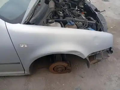 İkinci el araba yedek parçası ÖN SAG ÇAMURLUK için VOLKSWAGEN GOLF IV (1J1)  OEM IAM referansları 1JE821022A  