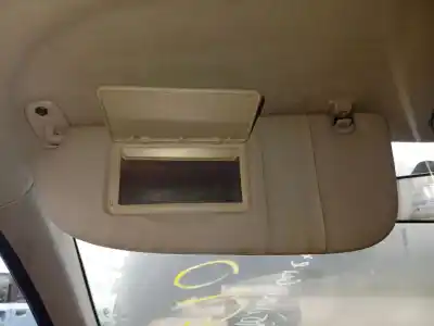 Tweedehands auto-onderdeel linker zonnescherm voor peugeot 206 fastback (2a/c) 1.4 hdi eco 70 oem iam-referenties 8143he