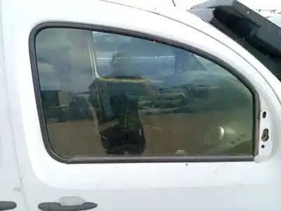 Second-hand car spare part Front Right Glass Window for RENAULT KANGOO EXPRESS (FW0/1_) 1.5 DCI 70 (FW0A, KW0V) OEM IAM references 8200439462  