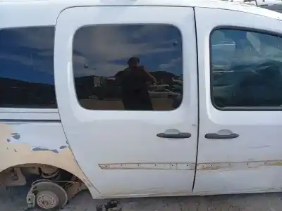 Автозапчасти б/у правая сдвижная боковая дверь за renault kangoo express (fw0/1_) 1.5 dci 70 (fw0a, kw0v) ссылки oem iam 821003122r