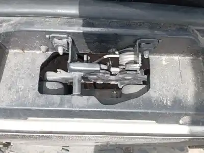 Автозапчастина б/у замок капота для audi a6 c5 avant (4b5) 2.5 tdi посилання на oem iam 4b0823509  