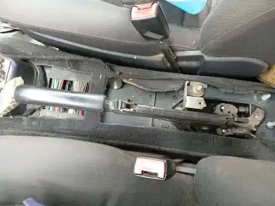 Автозапчасти б/у рычаг ручного тормоза за audi a6 c5 avant (4b5) 2.5 tdi ссылки oem iam 4b0711305
