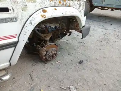 Second-hand car spare part right front winglet for mitsubishi montero (v20/v40) 2.5 td cat oem iam references 01451add  