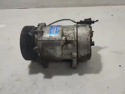 Peça sobressalente para automóvel em segunda mão COMPRESSOR DE AR CONDICIONADO A/A A/C por SEAT TOLEDO II (1M2)  Referências OEM IAM 1J0820803K  