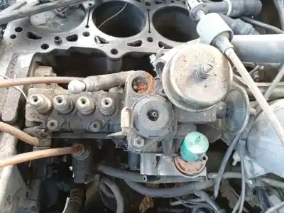 Автозапчастина б/у насос инжекційний для mercedes-benz 124 sedán (w124) 200 d (124.120) посилання на oem iam 601070300180 0400074889 6010704901