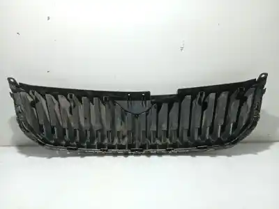 Автозапчасти б/у решетка переднего бампера за skoda superb ii (3t4) 2.0 tdi ссылки oem iam 3t0853668a  