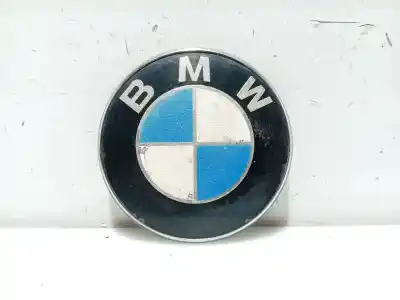 Peça sobressalente para automóvel em segunda mão emblema por bmw 3 (e90) 320 d referências oem iam 51148219237