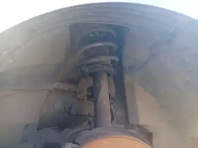 Second-hand car spare part front shock absorber set for bmw 3 (e90) 320 d oem iam references 31316796156  31316796155