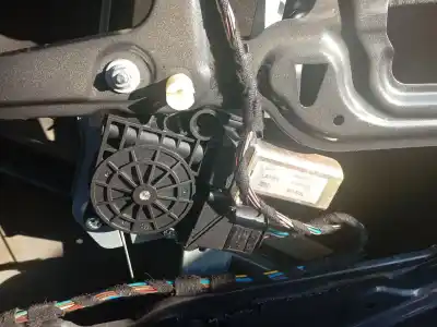 Peça sobressalente para automóvel em segunda mão motor elevador vidro traseiro direito por bmw 3 (e90) 320 d referências oem iam 67626927026