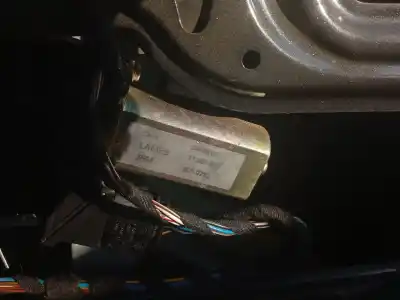 Pezzo di ricambio per auto di seconda mano motore alzacristalli posteriore destro per bmw 3 (e90) 320 d riferimenti oem iam 67626927026 9030222 71001803
