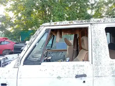 Автозапчасти б/у левая передняя дверь за mitsubishi montero (v20/v40) 2.5 td cat ссылки oem iam mb275442  