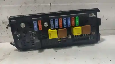 Second-hand car spare part fuse box unit for opel vectra c (z02) 2.0 dti 16v (f69) oem iam references 13170900