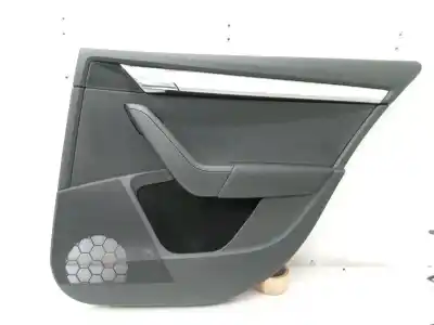 Second-hand car spare part right rear door trim for skoda octavia iii (5e3, nl3, nr3) 1.6 tdi oem iam references 5e5867212