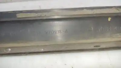 Pezzo di ricambio per auto di seconda mano modanatura per ford transit connect tdci base 210 s kombi transit connect kombi riferimenti oem iam 3t16v20938a  