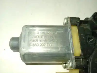 Second-hand car spare part right front window motor for skoda octavia iii (5e3, nl3, nr3) 1.6 tdi oem iam references 0130822716  5q0959802b