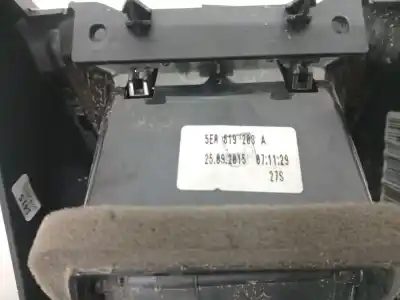 Автозапчастина б/у аератор для skoda octavia iii (5e3, nl3, nr3) 1.6 tdi посилання на oem iam 5e0819208a 5e0857289 5e0863284b