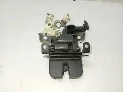 Second-hand car spare part trunk lock for skoda octavia iii (5e3, nl3, nr3) 1.6 tdi oem iam references 5e0827505a  