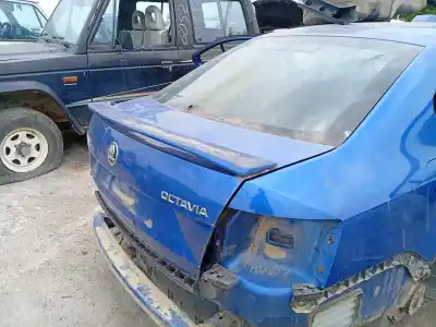 Second-hand car spare part tailgate for skoda octavia iii (5e3, nl3, nr3) 1.6 tdi oem iam references 5e5827025f  