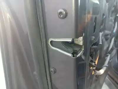 Peça sobressalente para automóvel em segunda mão fechadura da porta dianteira esquerda por bmw 3 (e90) 320 d referências oem iam 51217202143