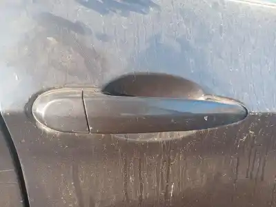 Peça sobressalente para automóvel em segunda mão puxador exterior frente direito por bmw 3 (e90) 320 d referências oem iam 51217207540