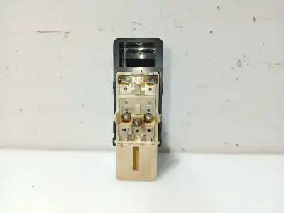 Pièce détachée automobile d'occasion commande de lève vitre avant droit pour chevrolet aveo / kalos fastback (t250, t255) 1.4 références oem iam 96652197 202005661 