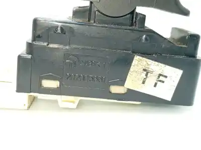 Pièce détachée automobile d'occasion commande de lève vitre avant droit pour chevrolet aveo / kalos fastback (t250, t255) 1.4 références oem iam 96652197 202005661 