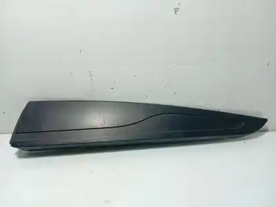 Pièce détachée automobile d'occasion ENJOLIVEUR ARRIÈRE pour RENAULT CLIO IV GRANDTOUR (KH_) 1.5 DCI 90 (KHN3, KHN4) Références OEM IAM 828772096R  