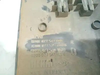 Автозапчастина б/у молдинг для renault kangoo (f/kc0) kangoo посилання на oem iam 8200077543  8200077545