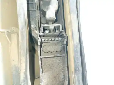 Second-hand car spare part right tailgate light for renault kangoo (f/kc0) kangoo oem iam references 8200103292   Second-hand car spare part right tailgate light for renault kangoo (f/kc0) kangoo oem iam references 8200103292