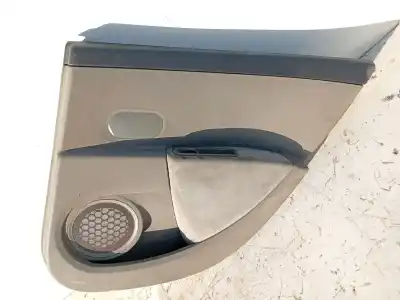 Pezzo di ricambio per auto di seconda mano RIVESTIMENTO PORTA POSTERIORE DESTRO per RENAULT CLIO III (BR0/1, CR0/1) 1.5 DCI (BR0H, CR0H, CR1S, BR1S) Riferimenti OEM IAM 8200293860D  