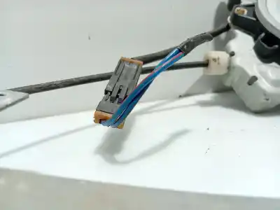 Second-hand car spare part passenger side right window regulator for nissan maxima qx (a32) 2.0 v6 24v cat oem iam references 8072040u10  8073040u20