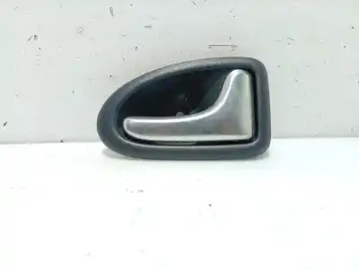 Peça sobressalente para automóvel em segunda mão Puxador Interior Dianteiro Direito por RENAULT CLIO II (BB_, CB_) 1.5 DCI (B/CB08) Referências OEM IAM 8200646938  7700423888