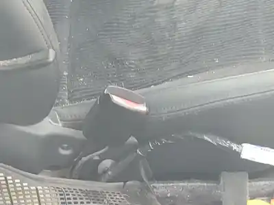 Автозапчасти б/у левый передний крюк ремня за RENAULT LAGUNA III (BT0/1) 2.0 DCI (BT07, BT0J, BT14, BT1A, BT1S) ссылки OEM IAM 878161497R  