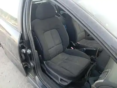 Peça sobressalente para automóvel em segunda mão assento dianteiro direito por peugeot 407 (6d_) 1.8 16v (6d6fyc) referências oem iam 6131add