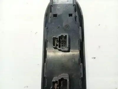 Автозапчасти б/у выключатель левого переднего окна за peugeot 407 (6d_) 2.0 hdi 135 (6drhrh, 6drhre, 6drhrg, 6drhrj) ссылки oem iam 96468704xt 53269704 53269700