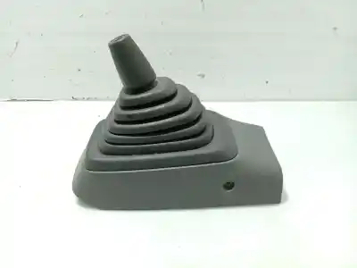 Pezzo di ricambio per auto di seconda mano rivestimento della leva del cambio per nissan micra ii (k11) 1.3 i 16v riferimenti oem iam 969105f200  