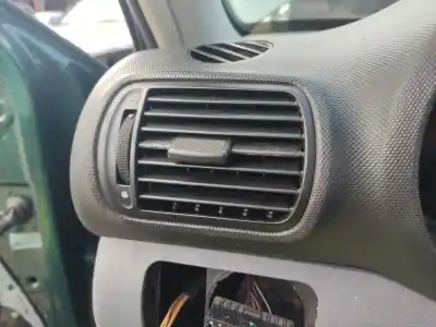 Автозапчасти б/у аэрационная решетка за seat toledo ii (1m2) 1.6 16v ссылки oem iam 8l082090140n