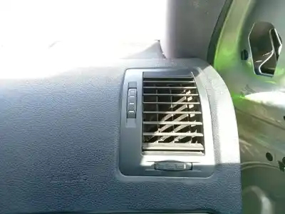 Pièce détachée automobile d'occasion aérateur latéral droit pour skoda octavia ii combi (1z5) 2.0 tdi 4x4 références oem iam 1z0819702a