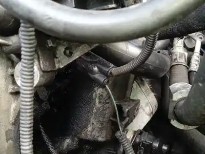 Piesă de schimb auto la mâna a doua suport filtru ulei pentru bmw 3 (e90) 320 d referințe oem iam 11427805407  
