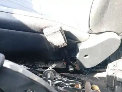 Автозапчасти б/у крюк для ремня передний правый за peugeot 407 (6d_) 2.0 hdi 135 (6drhrh, 6drhre, 6drhrg, 6drhrj) ссылки oem iam 8973pv