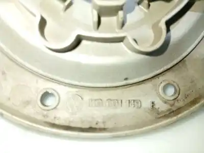 Pezzo di ricambio per auto di seconda mano coprimozzi per volkswagen golf v (1k1) 1.9 tdi riferimenti oem iam 1k0601149  