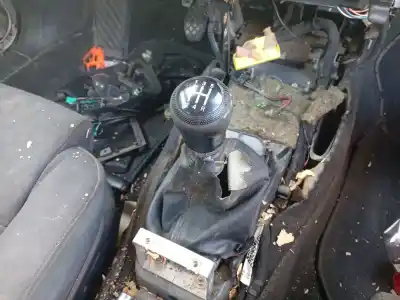 Peça sobressalente para automóvel em segunda mão forra da alavanca de velocidades por audi a6 c5 avant (4b5) 1.9 tdi referências oem iam 4b0711141aj