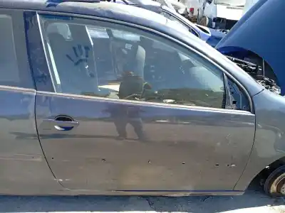 Автозапчастина б/у передні праві двері для VOLKSWAGEN GOLF V (1K1) 1.9 TDI Посилання на OEM IAM 1K3831106J  1K3831302AB