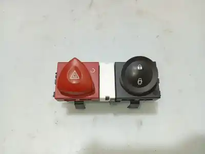 Second-hand car spare part hazard warning lights for renault megane ii sedán (lm0/1_) 1.9 dci (lm0g, lm1g, lm2c) oem iam references 8200095493